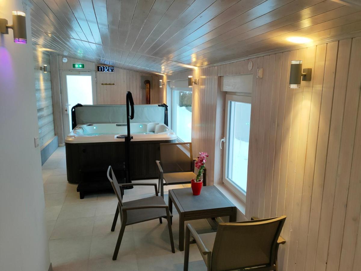 Gite 295 Montagnes Du Jura Avec Spa Et Sauna Classe 3 Etoiles Foncine-le-Haut Dış mekan fotoğraf
